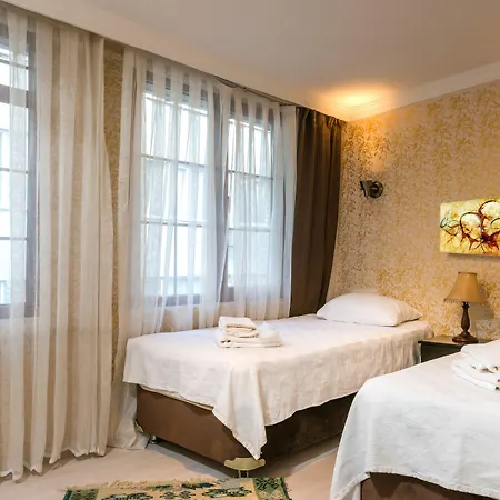 Splendor Hotell *