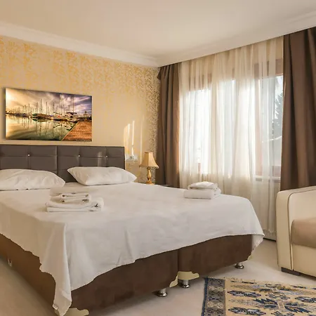 Splendor Hotell *